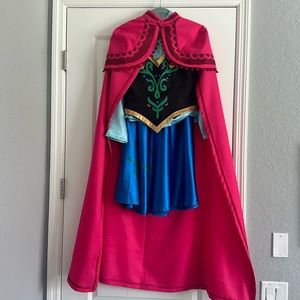 Frozen’s Anna’s 4 piece princess costume XS